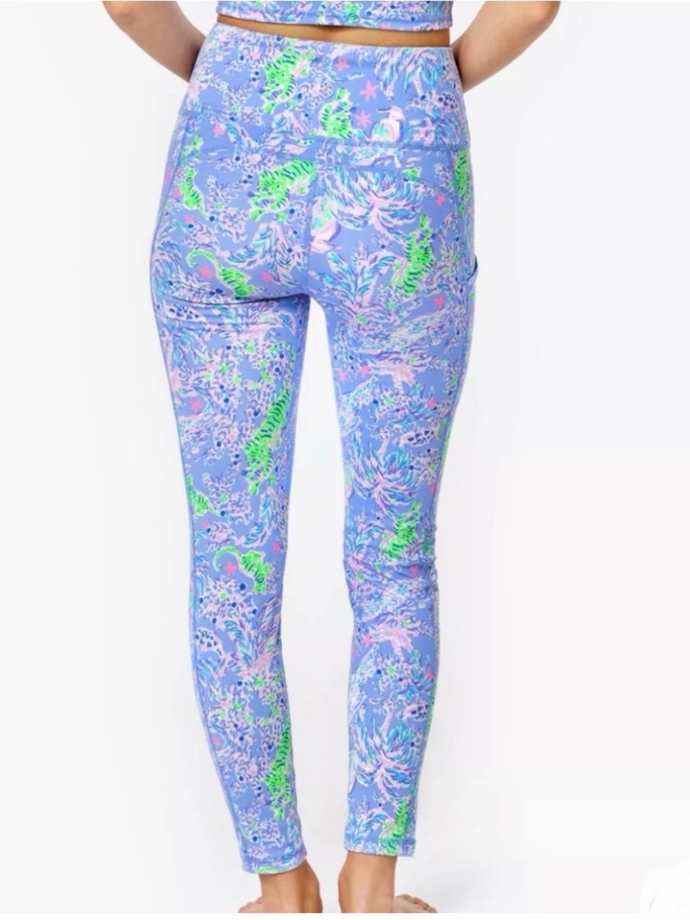 Lilly Pulitzer Luxletic Weekender High Rise Leggings The Turtle Package, Medium - Picture 6 of 11